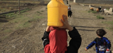 تقرير دولي: 4.5 مليون طفل يمني خارج المدارس