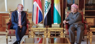 Barzani Condemns Election Delays in Talks with UK Ambassador