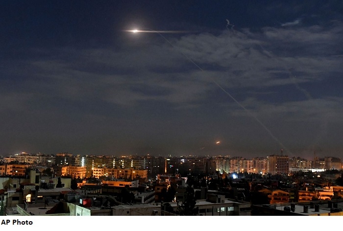Suspected Israeli Airstrikes Target Syrian Regime Warehouses, Escalating Tensions
