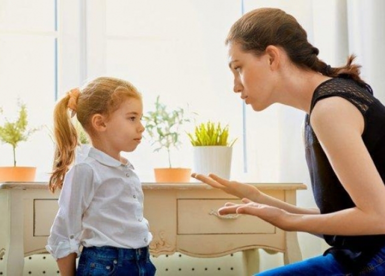 ما هي الأسباب التي تجعل الأطفال يكذبون أحياناً على والديهم؟