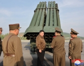 كوريا الشمالية تعتزم نشر راجمات صواريخ جديدة خلال العام الحالي