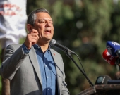 زعيم المعارضة التركية رفض ممارسات رؤساء بلديات تجاه اللافتات العربية