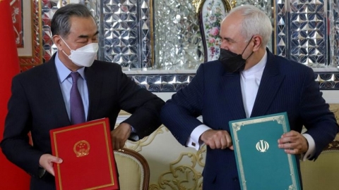 هل أصبحت إيران بوابة الصين لتعزيز نفوذها في الشرق الأوسط؟