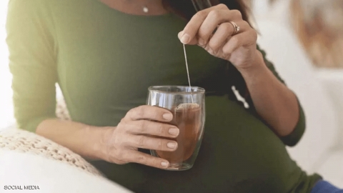 النساء الحوامل وشرب الشاي.. دراسة تكشف الضرر