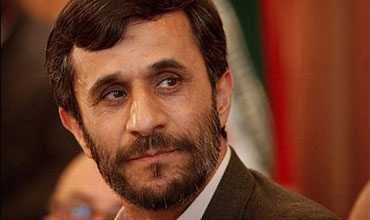 أحمدي نجاد: بن لادن كان لدى القوات الأميركية قبل مقتله