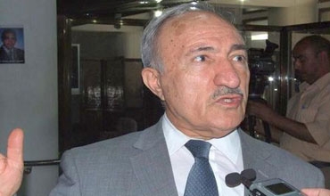 عثمان يعلن عن فشل اللجنة الثلاثية في التوصل إلى اتفاق بين الكتل السياسية