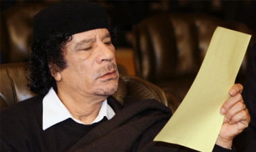 الدراسات الاستراتيجية: الولايات المتحدة تبحث سرا عن منفى لمعمر القذافي
