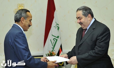 وزير الخارجية يتسلم اوراق اعتماد سفير الجمهورية اليمنية في بغداد