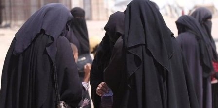 كيف تستغل نساء داعش 