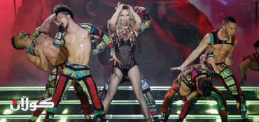 Britney Spears’ Opening Night in Vegas Draws Rave Reviews