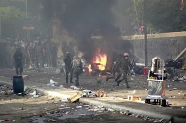 Egyptian military detains 300 protesters after unrest