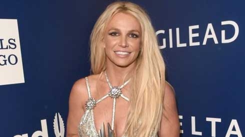 Britney Spears takes work break to focus on father's health