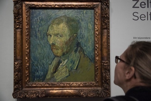 Experts say Vincent van Gogh self-portrait is genuine