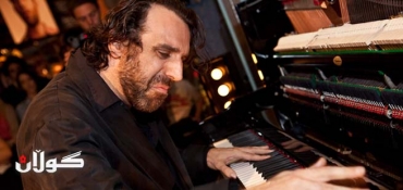 Chilly Gonzales on tour