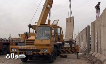 Kirkuk lifts concrete barriers after drop in violence