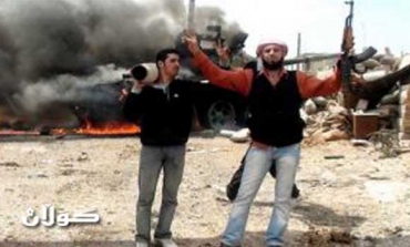 Syria rebels storm army barracks, kill 20: Syrian Observatory