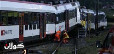 Two Swiss trains collide, 35 injured, driver feared dead