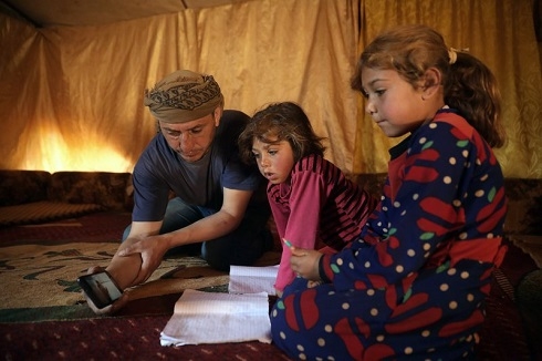 Online English classes revive ties severed by war in Syria