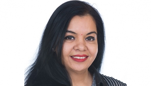  Dr. Shikha Vyas-Doorgapersad Professor at Department of Public Management and Governance at University of Johannesburg to Gulan:  in order to cut the corruption completely elected representa